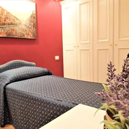 Flann O'Brien Rooms Rome Extérieur photo