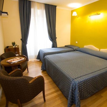 Flann O'Brien Rooms Rome Extérieur photo