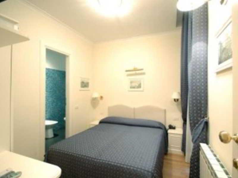 Flann O'Brien Rooms Rome Extérieur photo